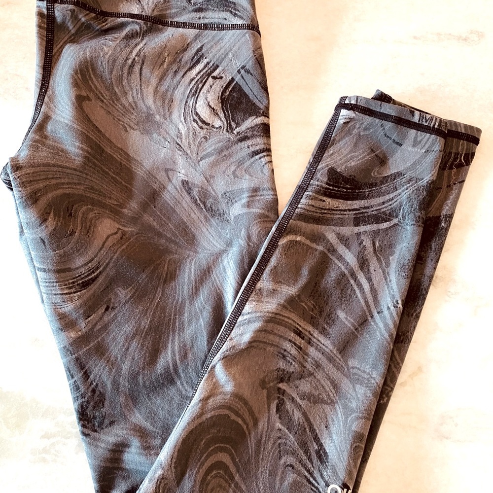 ALO leggings